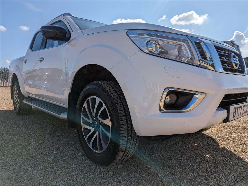 <p>2017 NISSAN NAVARA TEKNA DCI</p>