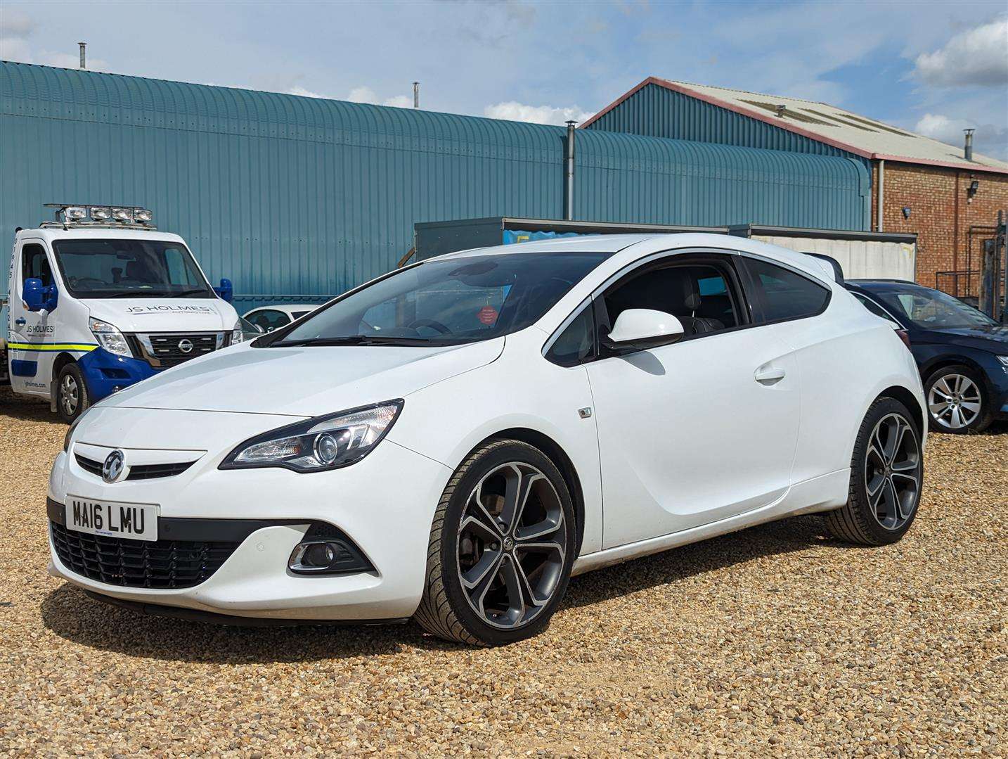 <p>2016 VAUXHALL ASTRA GTC LIMITED ED CDTI</p>