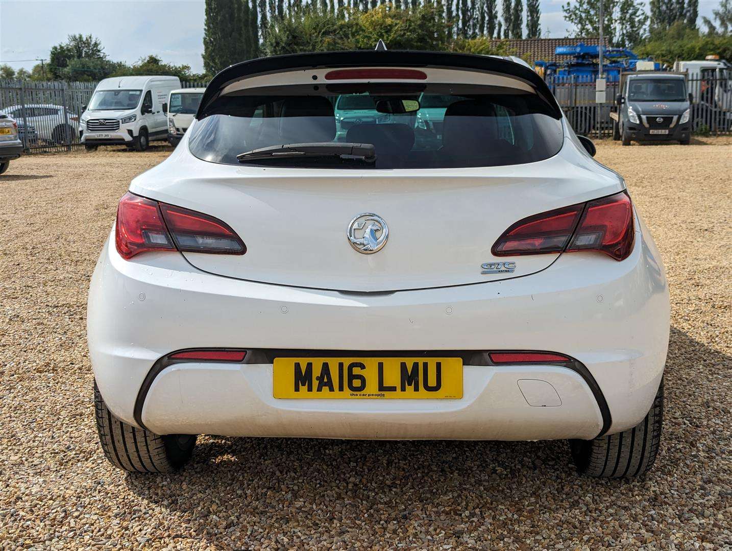 <p>2016 VAUXHALL ASTRA GTC LIMITED ED CDTI</p>