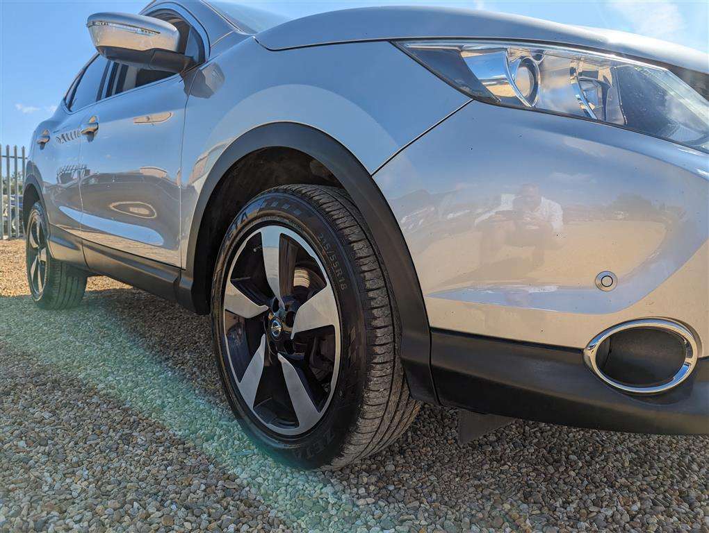 <p>2015 NISSAN QASHQAI N-TEC + DIG-T</p>