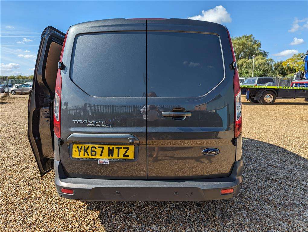 <p>2017 FORD TRANSIT CONNECT 240 LIMIT</p>