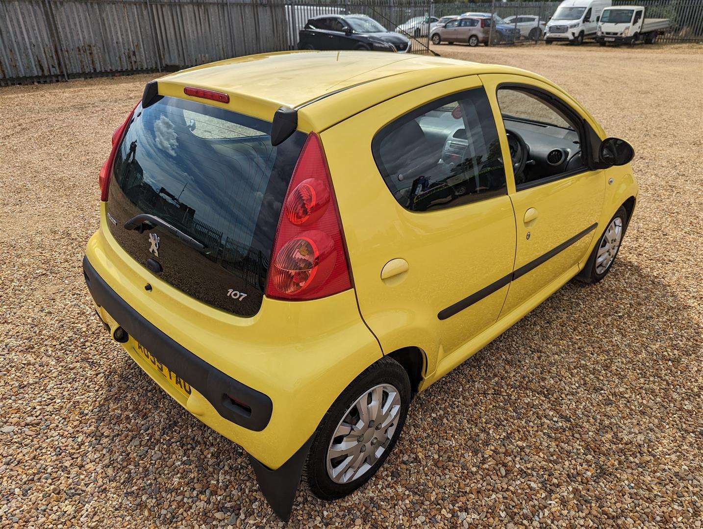 <p>2009 PEUGEOT 107 URBAN</p>