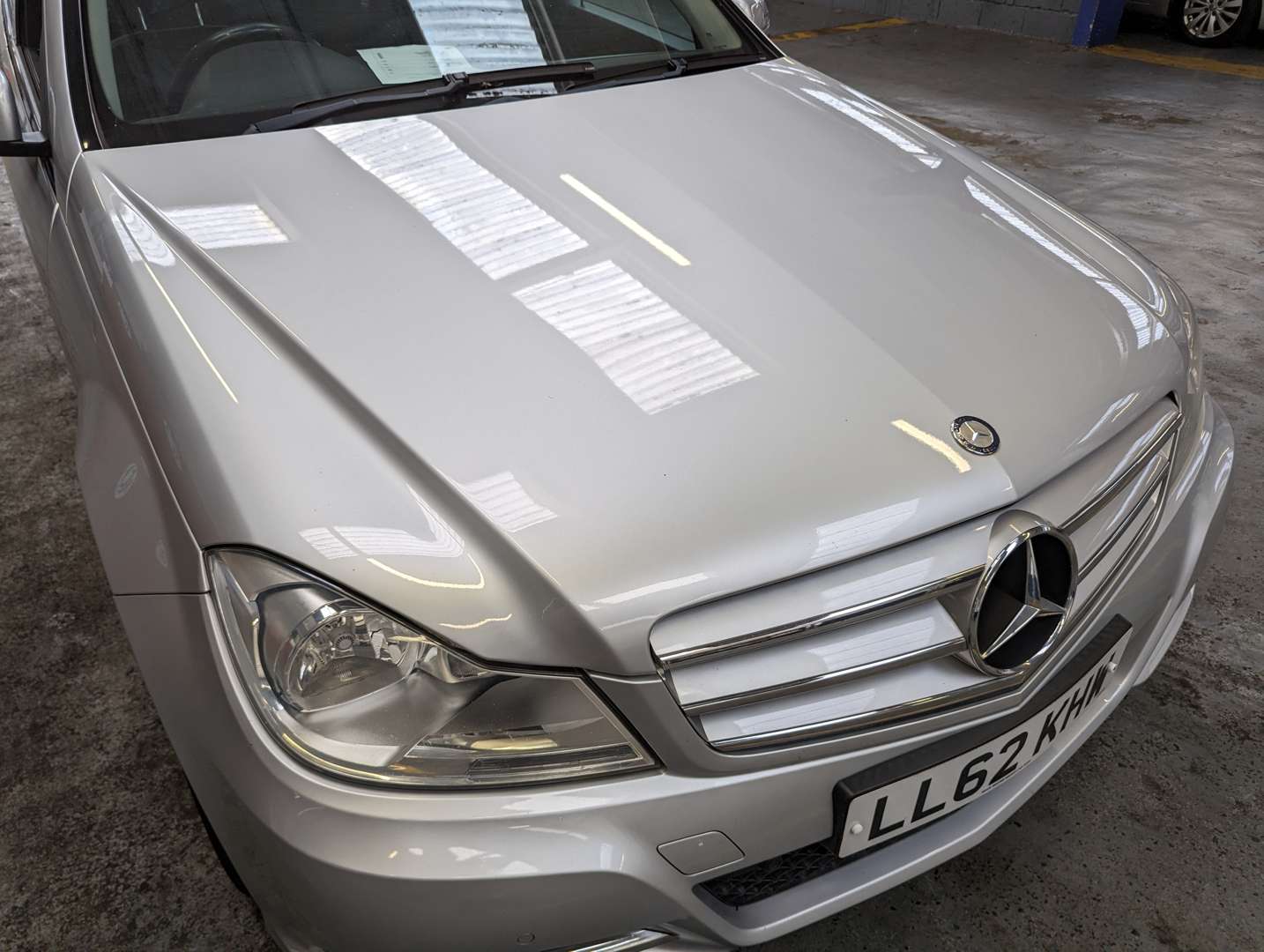 <p>2012 MERCEDES-BENZ C220 EXEC SE CDI BLUE-CY</p>