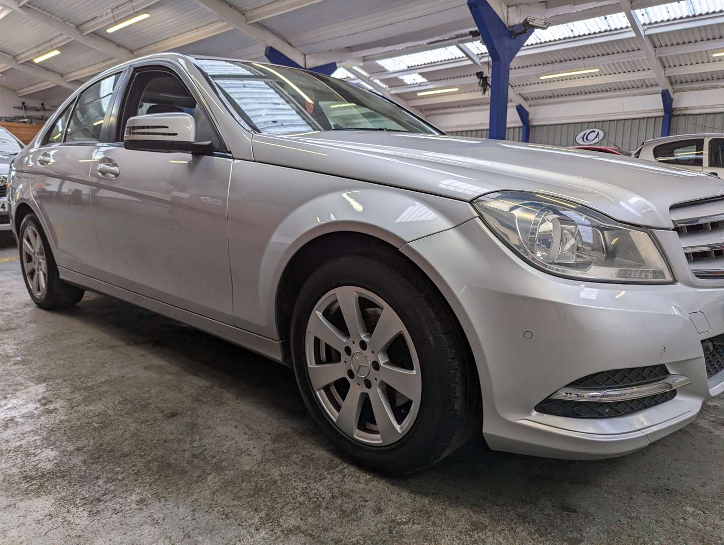 <p>2012 MERCEDES-BENZ C220 EXEC SE CDI BLUE-CY</p>