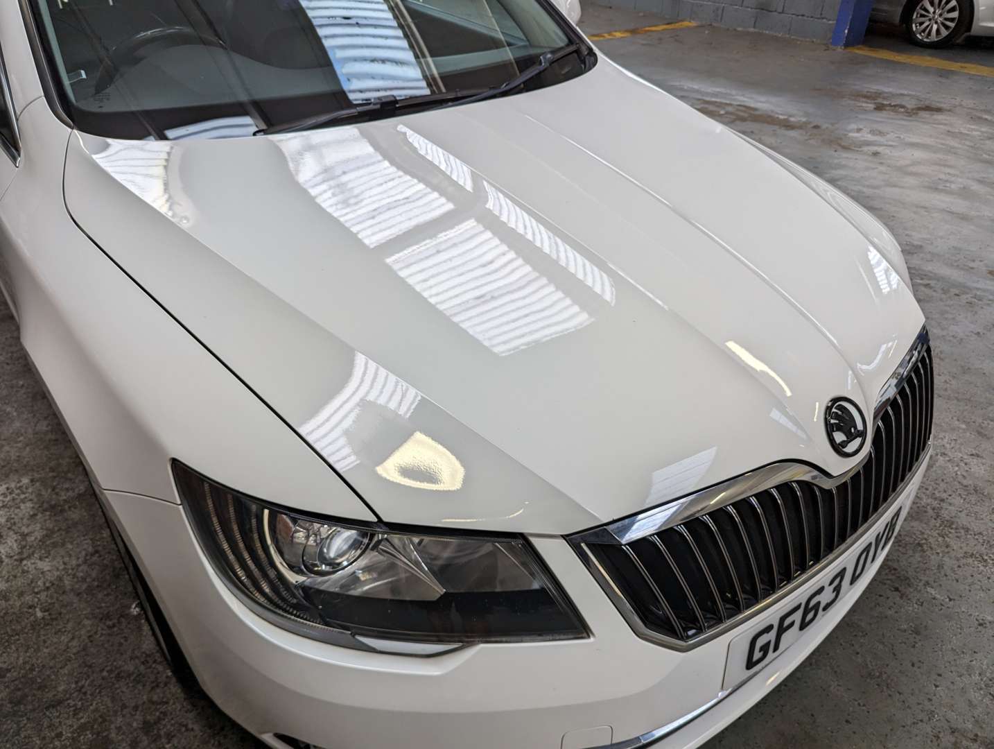 <p>2013 SKODA SUPERB ELEGANCE TDI CR</p>