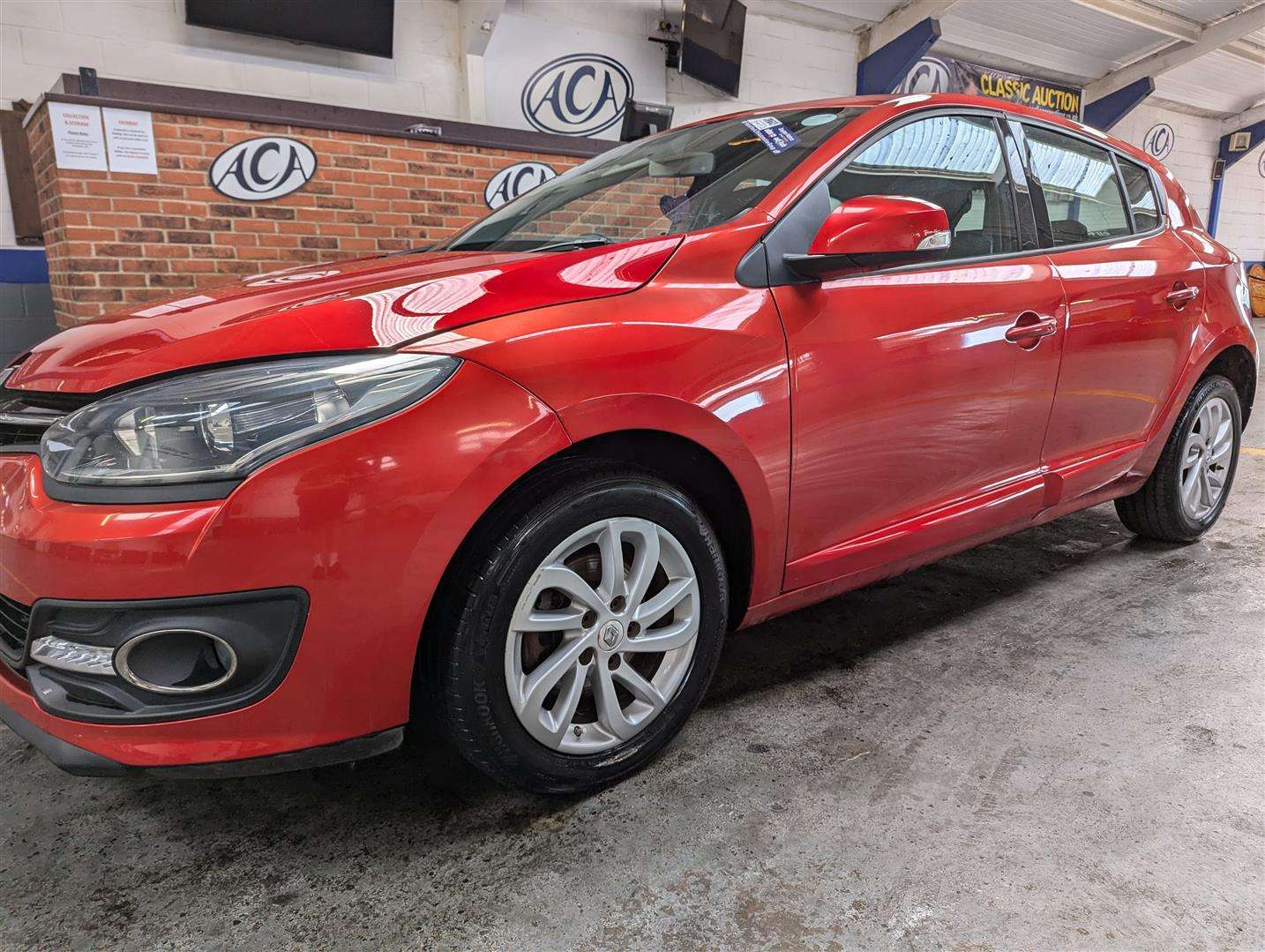 <p>2015 RENAULT MEGANE DYNAMIQUE NAV DCI</p>