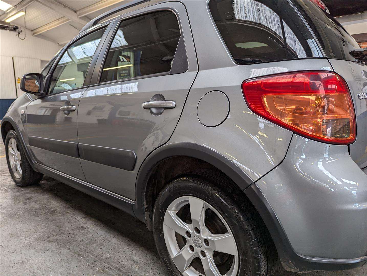 <p>2014 SUZUKI SX4 SZ5</p>