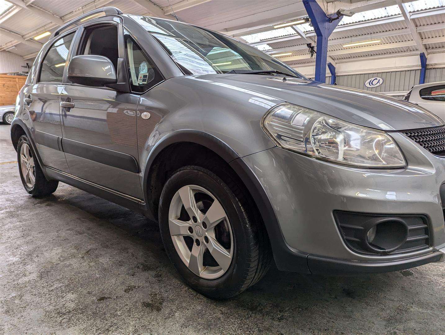 <p>2014 SUZUKI SX4 SZ5</p>