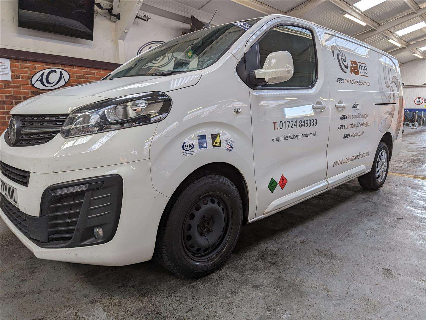 <p>2021 VAUXHALL VIVARO 2900 SPORTIVE S/S</p>