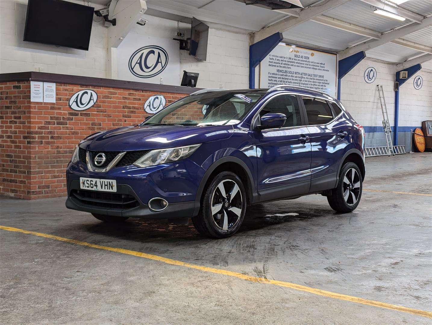 <p>2015 NISSAN QASHQAI N-TEC + DCI</p>