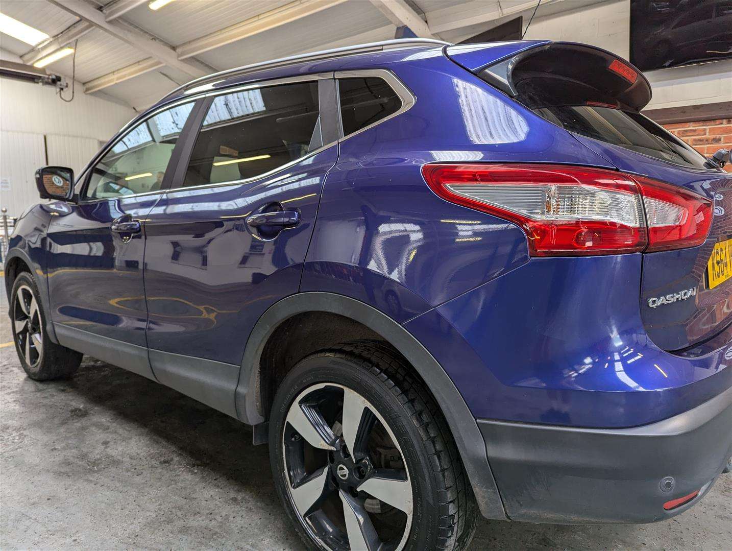 <p>2015 NISSAN QASHQAI N-TEC + DCI</p>