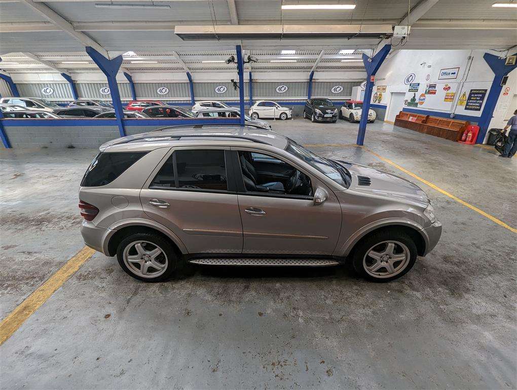 <p>2008 MERCEDES ML 320 CDI SPORT AUTO</p>