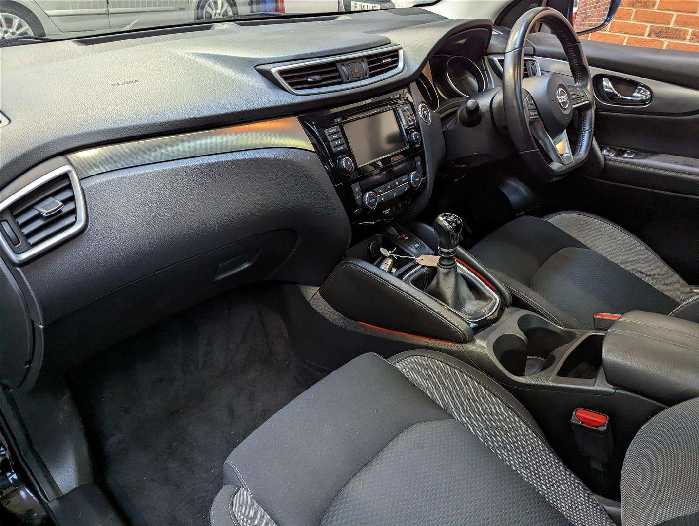 <p>2018 NISSAN QASHQAI N-CONNECTA DCI</p>