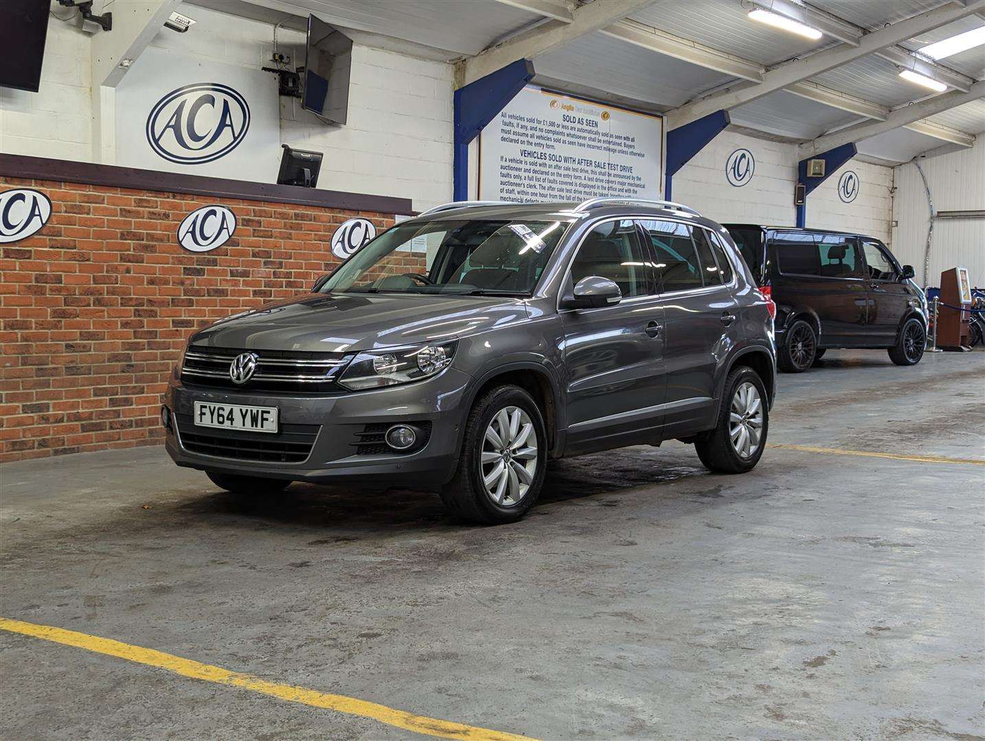 <p>2014 VOLKSWAGEN TIGUAN MATCH TDI BLUE TEC</p>