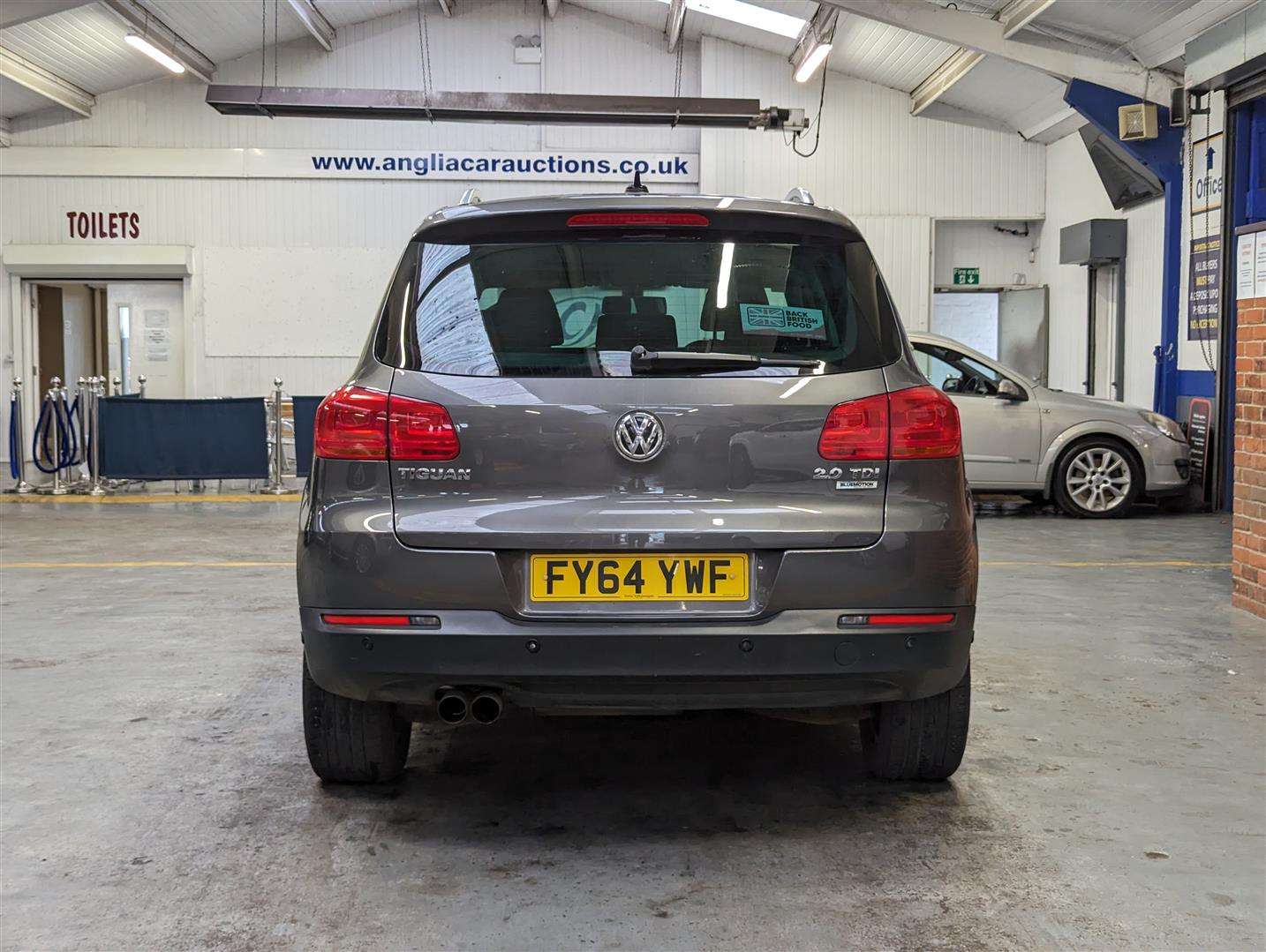 <p>2014 VOLKSWAGEN TIGUAN MATCH TDI BLUE TEC</p>