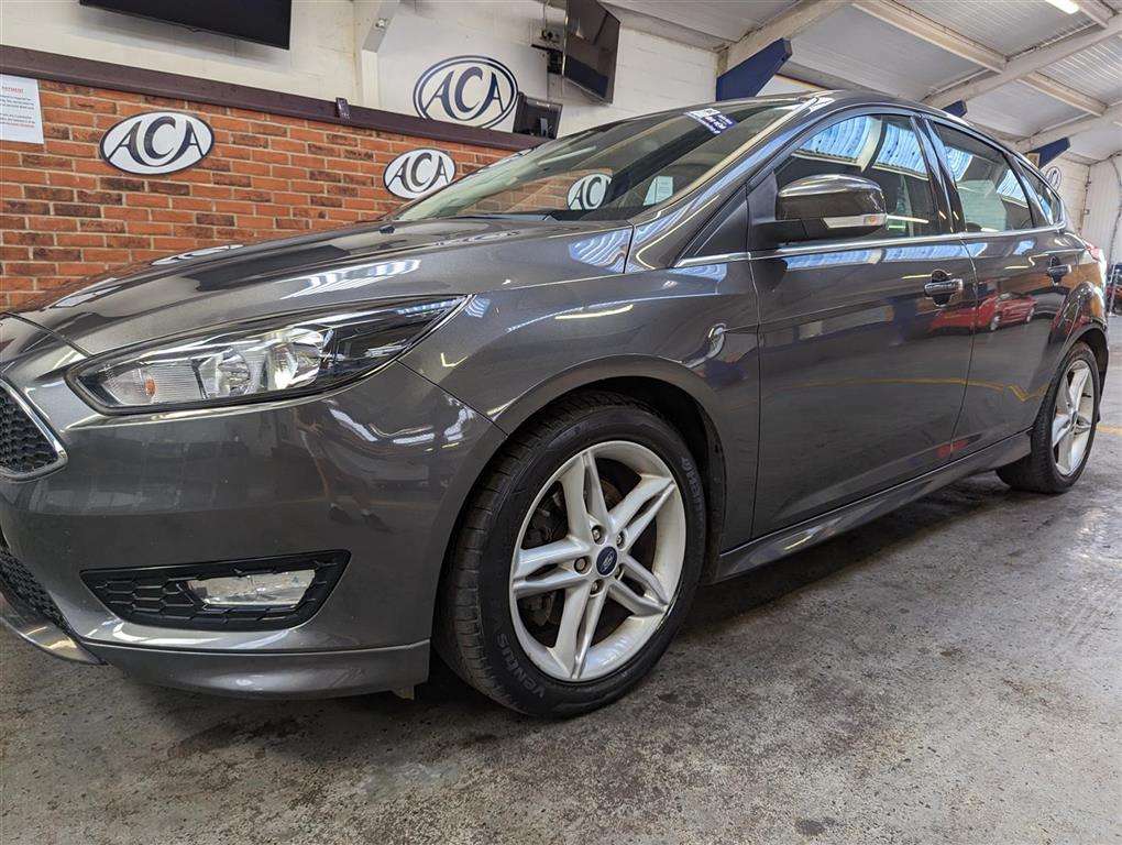 <p>2015 FORD FOCUS ZETEC S</p>