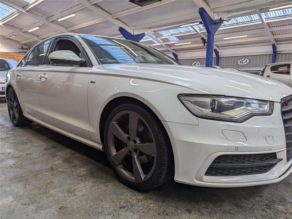 <p>2013 AUDI A6 S LINE BLACK EDITION T</p>