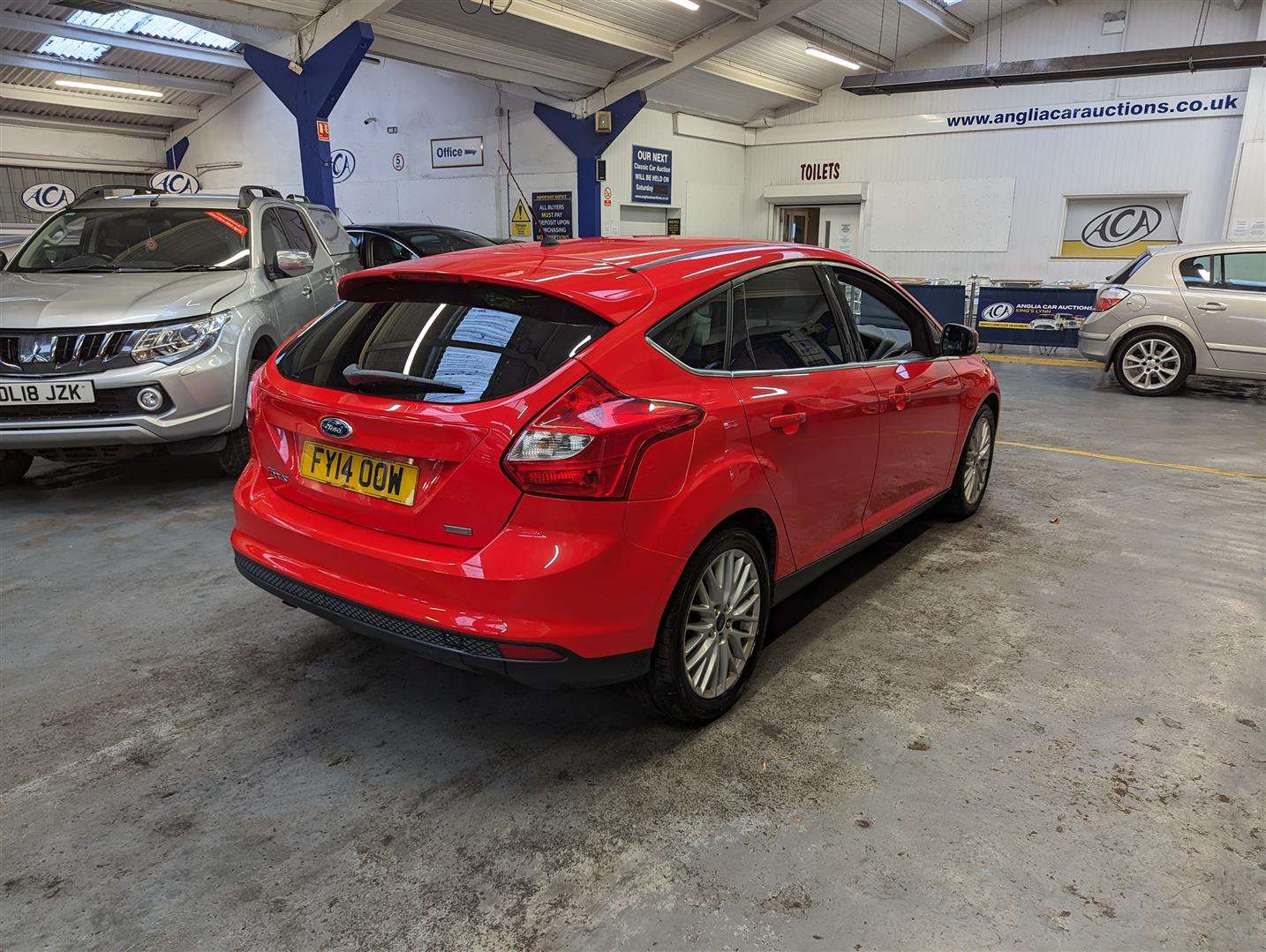 <p>2014 FORD FOCUS ZETEC TURBO</p>