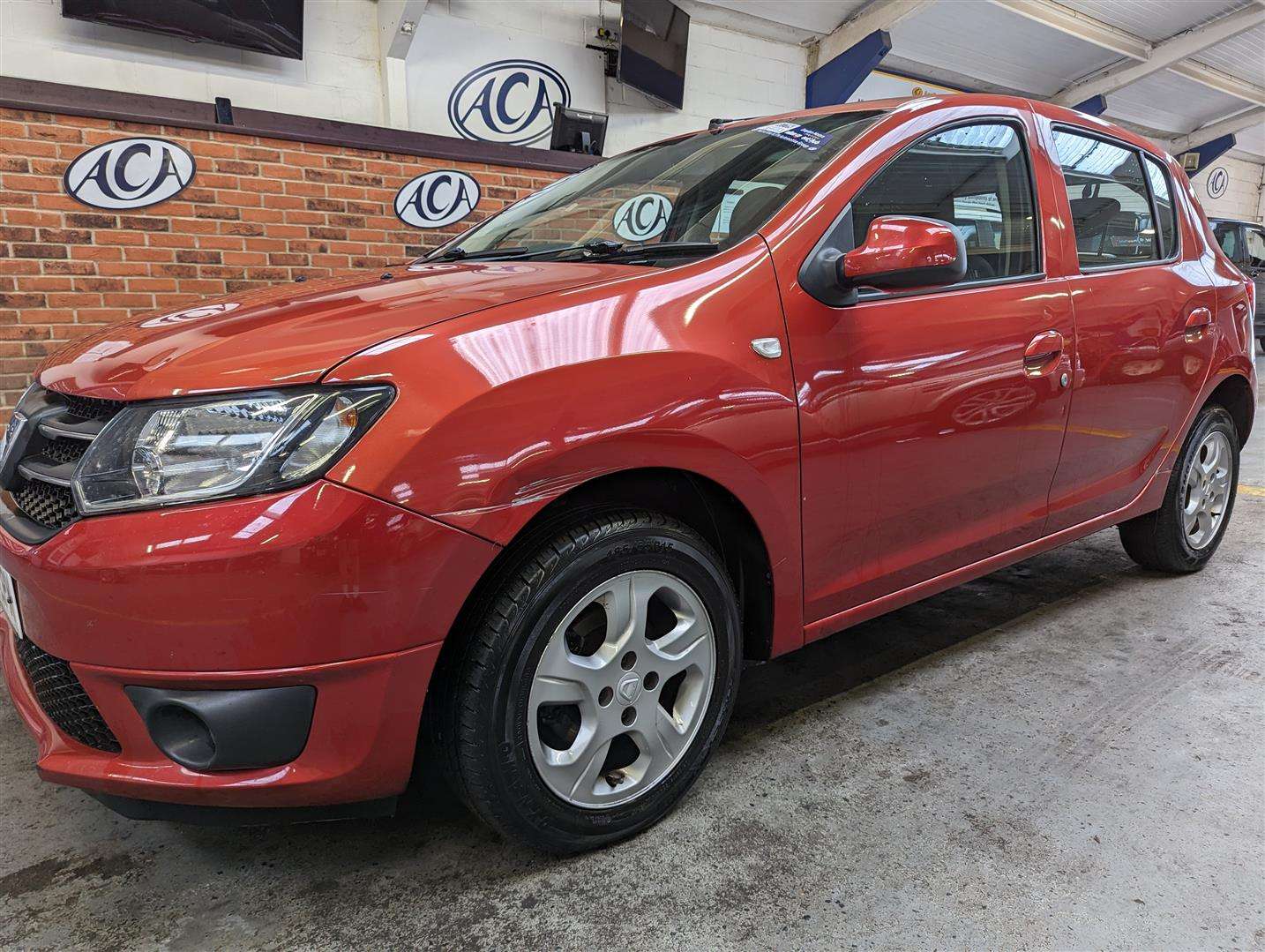 <p>2015 DACIA SANDERO LAUREATE TCE</p>