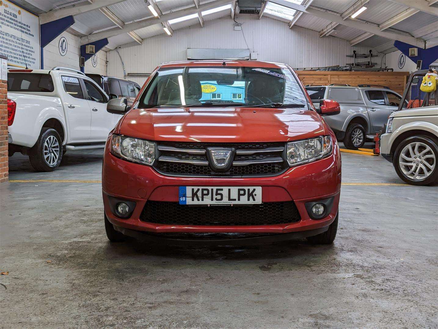 <p>2015 DACIA SANDERO LAUREATE TCE</p>