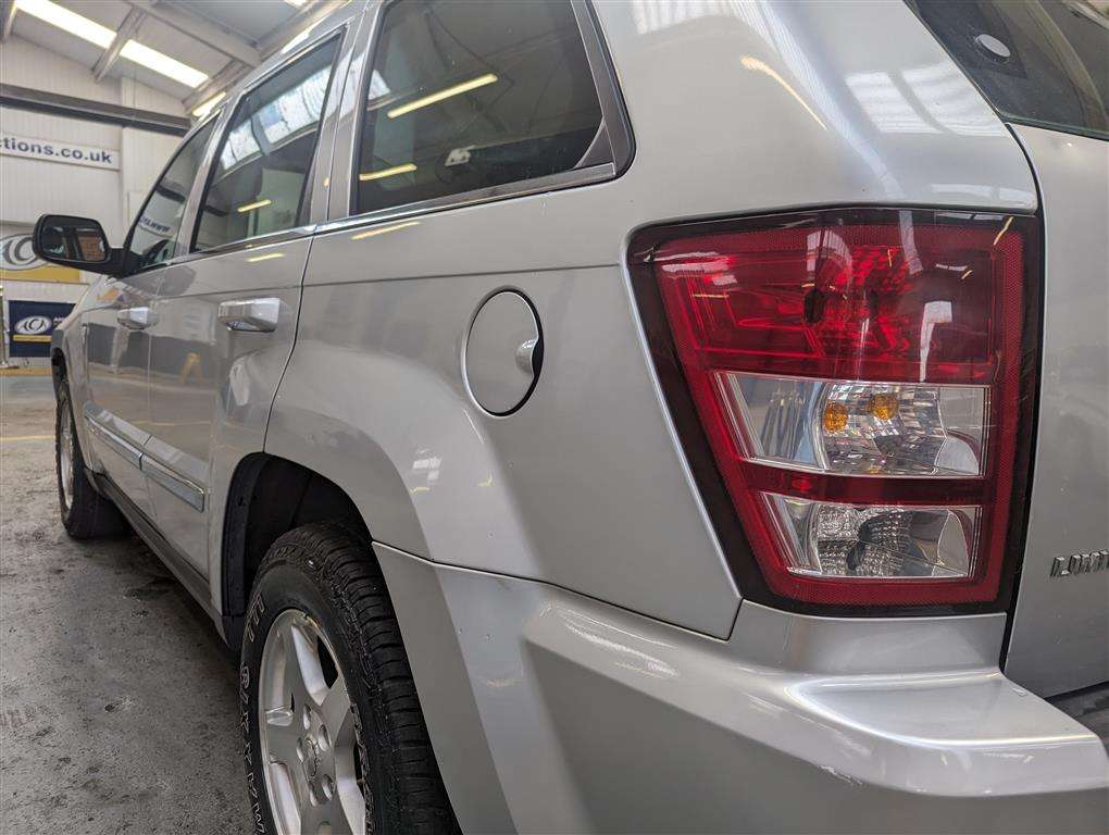 <p>2008 JEEP GRAND CHEROKEE CRD LTD AUTO</p>