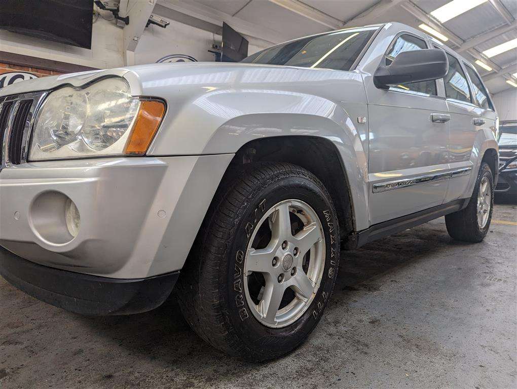 <p>2008 JEEP GRAND CHEROKEE CRD LTD AUTO</p>