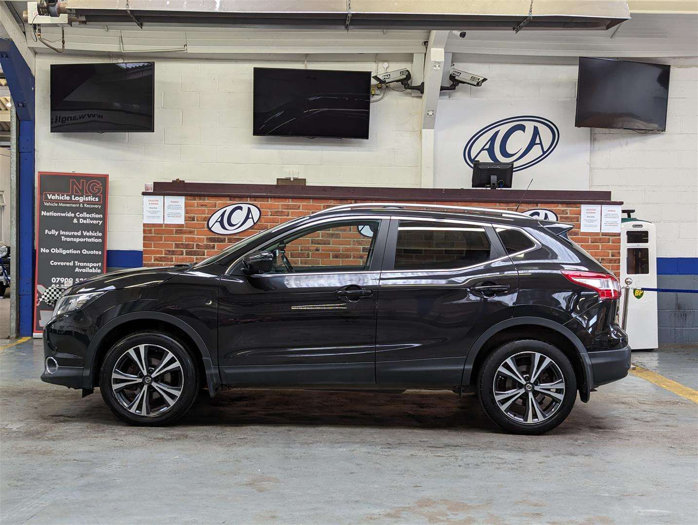 <p>2015 NISSAN QASHQAI N-TEC + DCI</p>