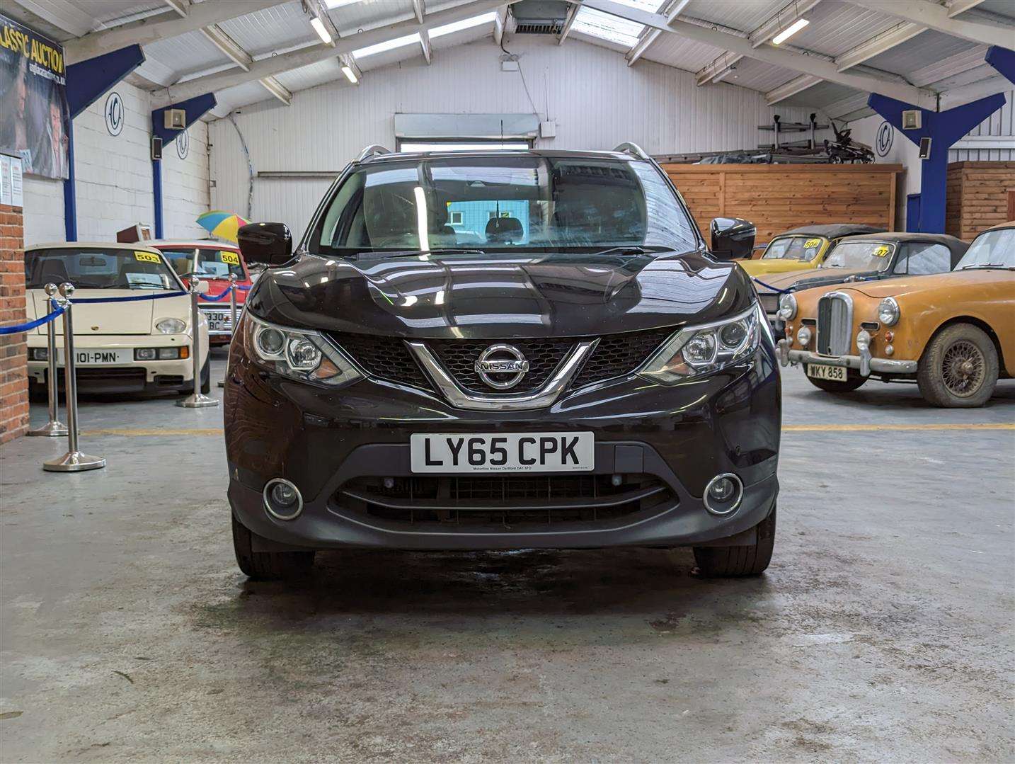 <p>2015 NISSAN QASHQAI N-TEC + DCI</p>