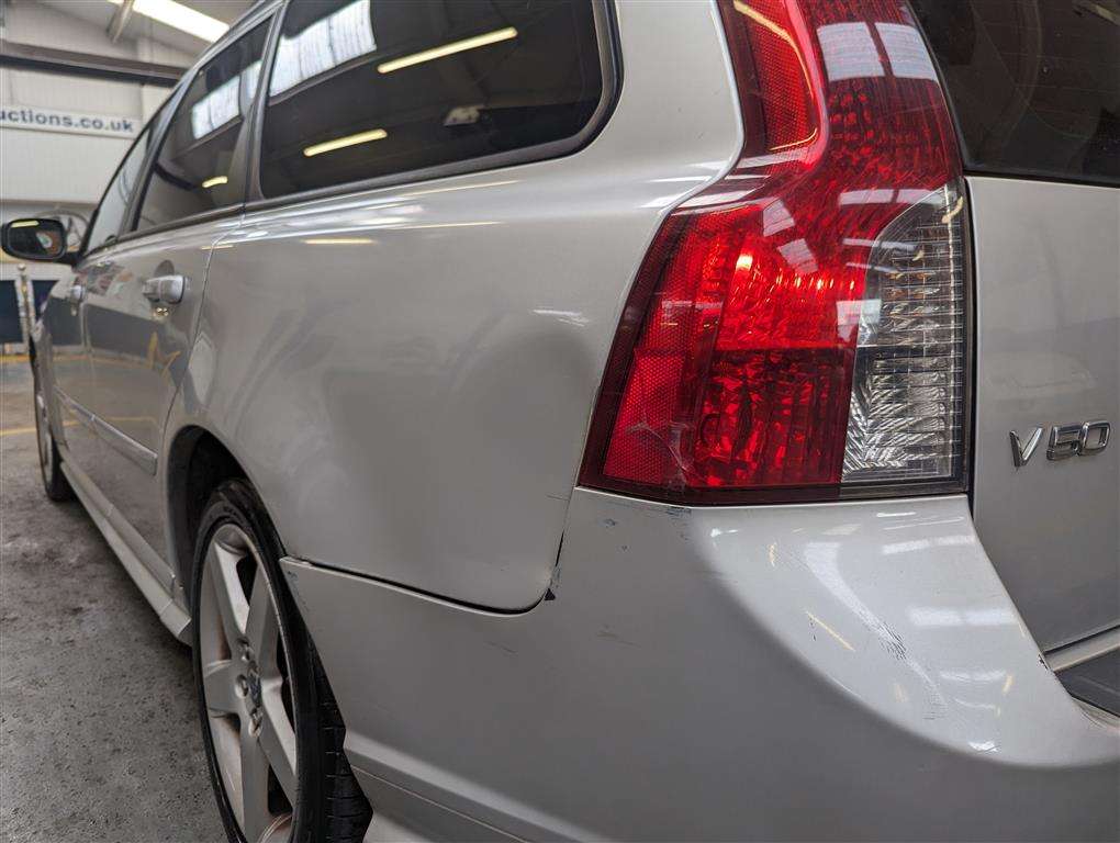 <p>2009 VOLVO V50 SPORT D</p>