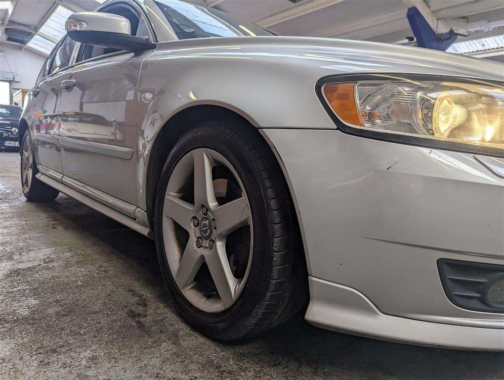 <p>2009 VOLVO V50 SPORT D</p>