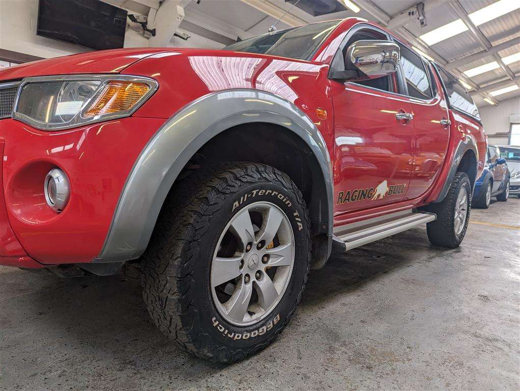 <p>2007 MITSUBISHI L200 RAGING BULL DI-D A</p>