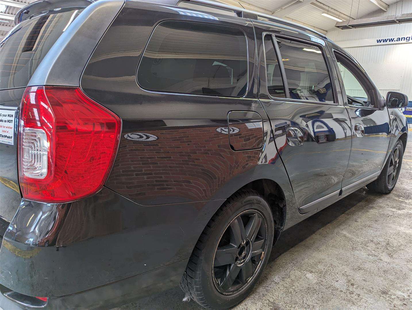 <p>2014 DACIA LOGAN MCV LAUREATE DCI</p>