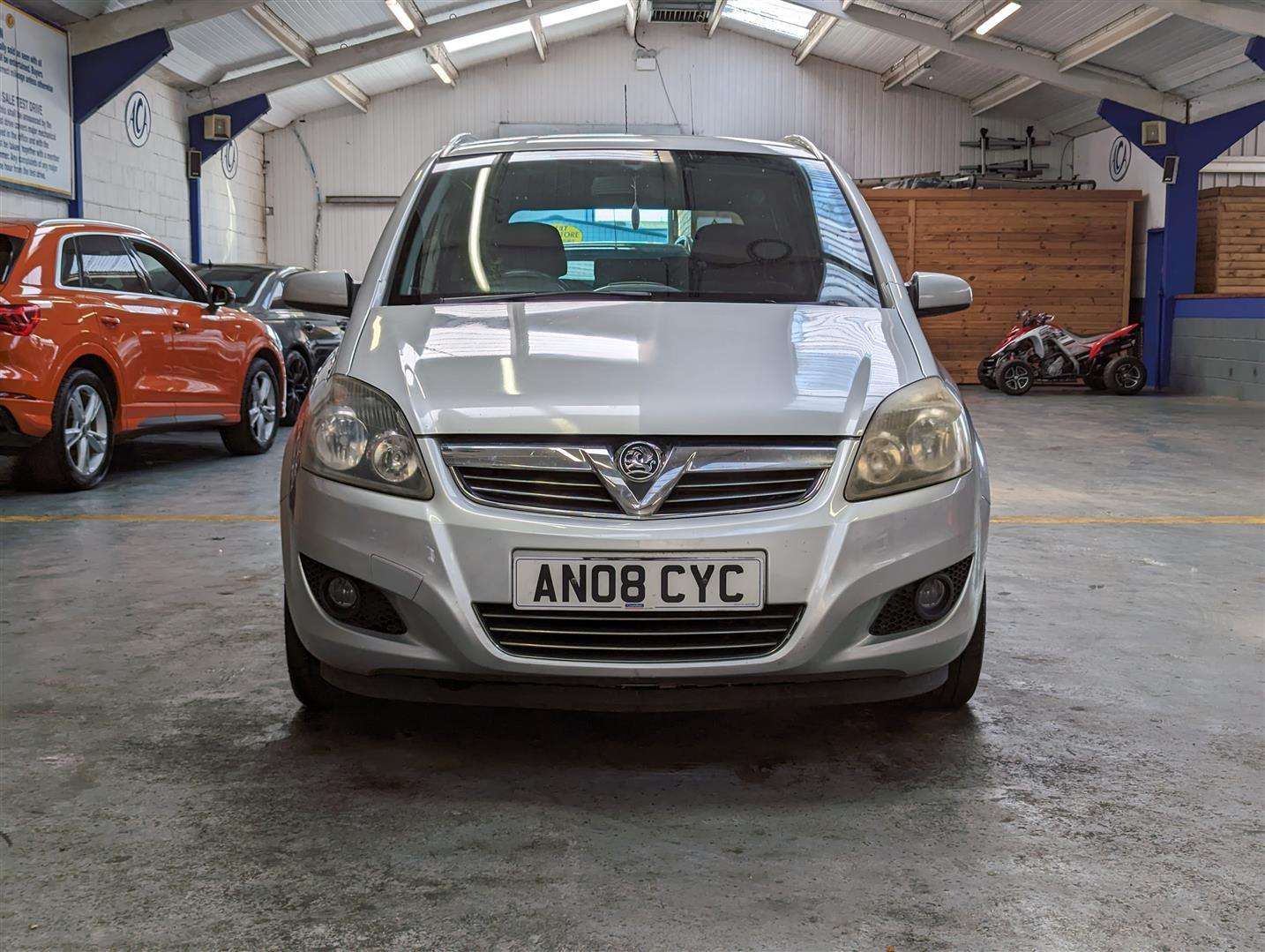 <p>2008 VAUXHALL ZAFIRA SRI</p>