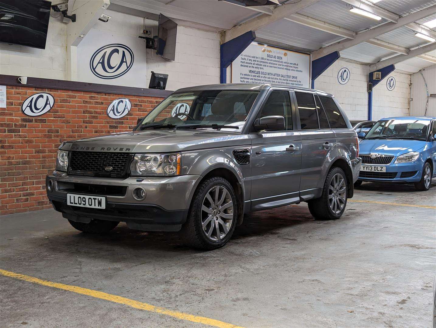 <p>2009 LAND ROVER RANGE ROVER SP HSE TDV6 AUTO</p>