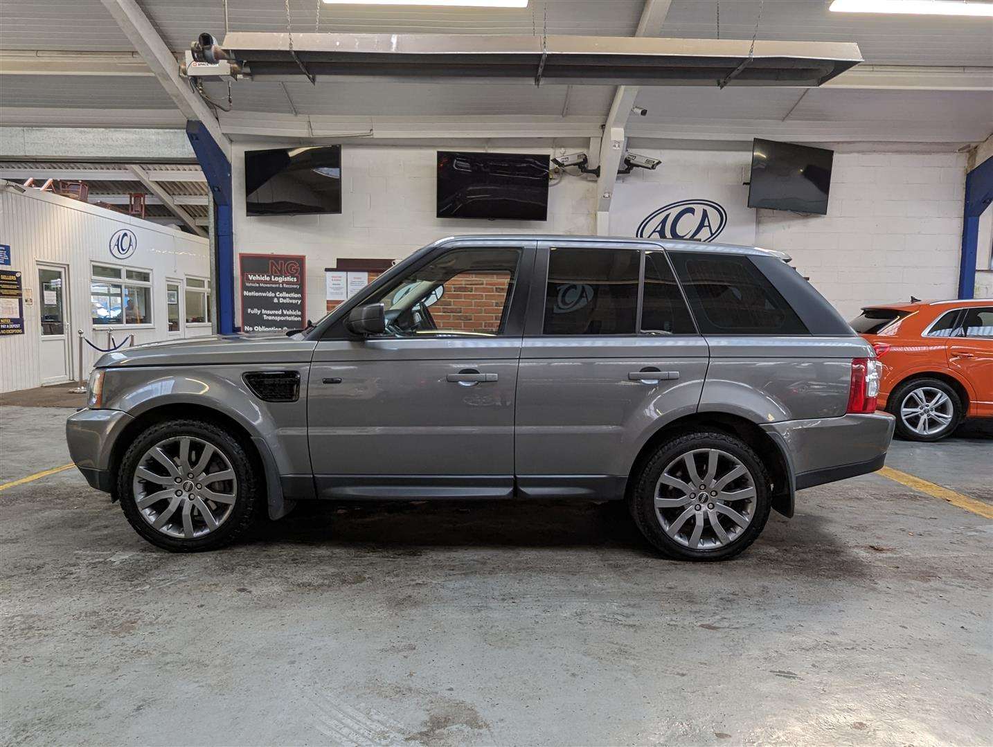 <p>2009 LAND ROVER RANGE ROVER SP HSE TDV6 AUTO</p>