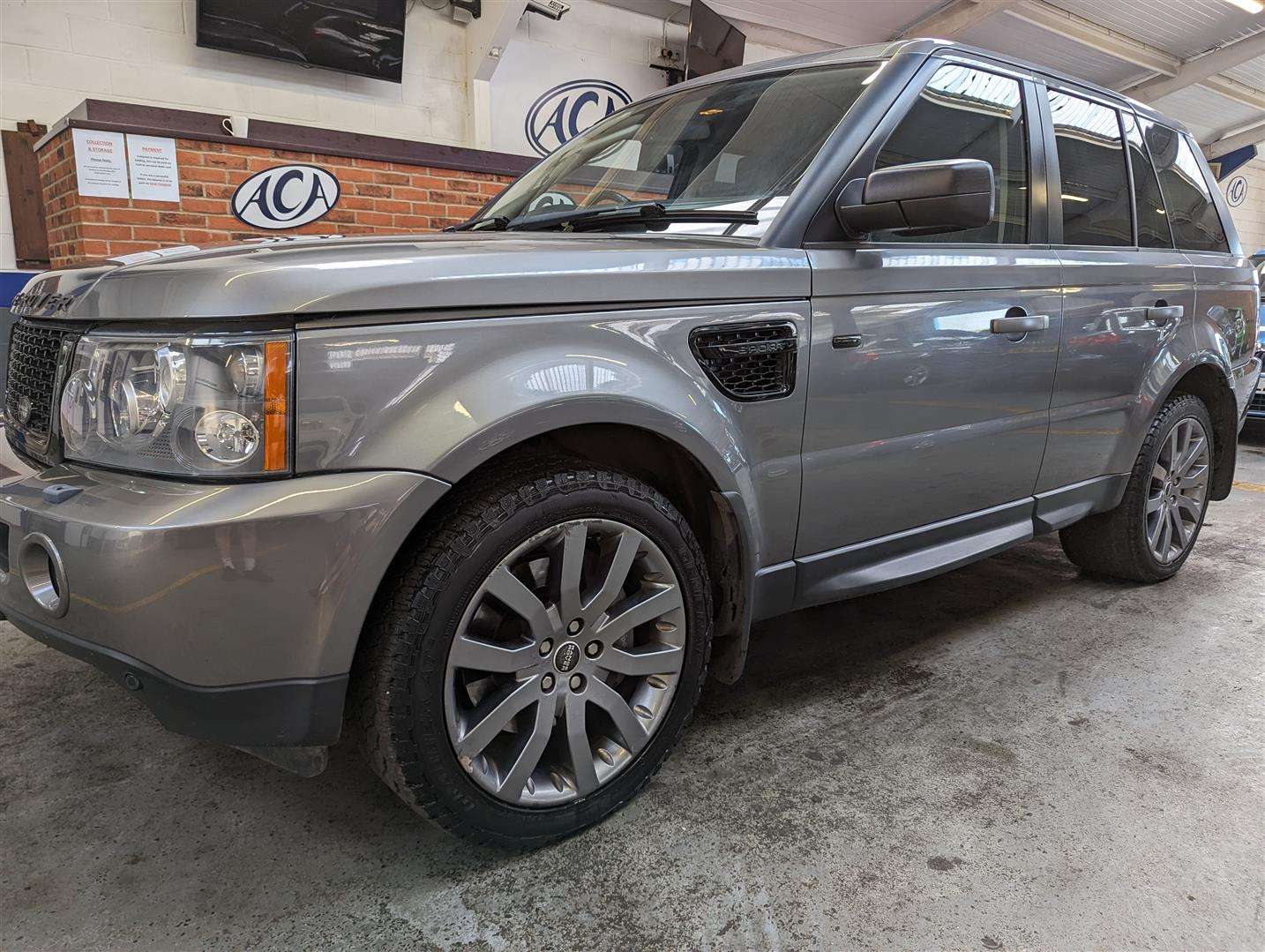 <p>2009 LAND ROVER RANGE ROVER SP HSE TDV6 AUTO</p>