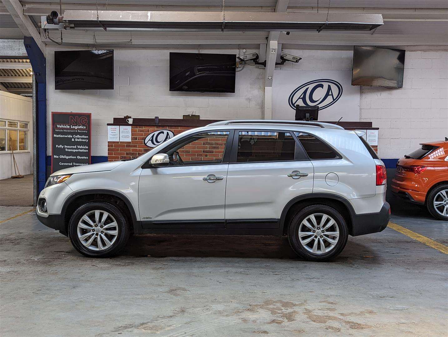 <p>2010 KIA SORENTO KX-3 CRDI 4X4 AUTO</p>