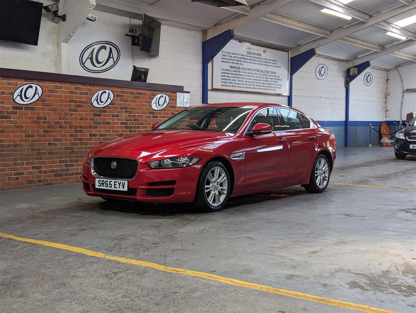 <p>2015 JAGUAR XE PRESTIGE D AUTO</p>