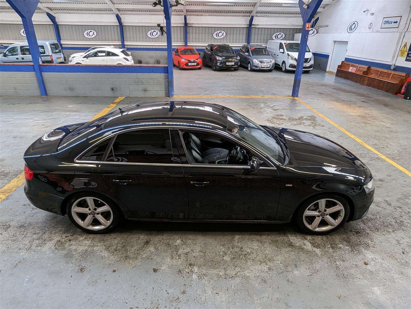 <p>2009 AUDI A4 S LINE TDI</p>