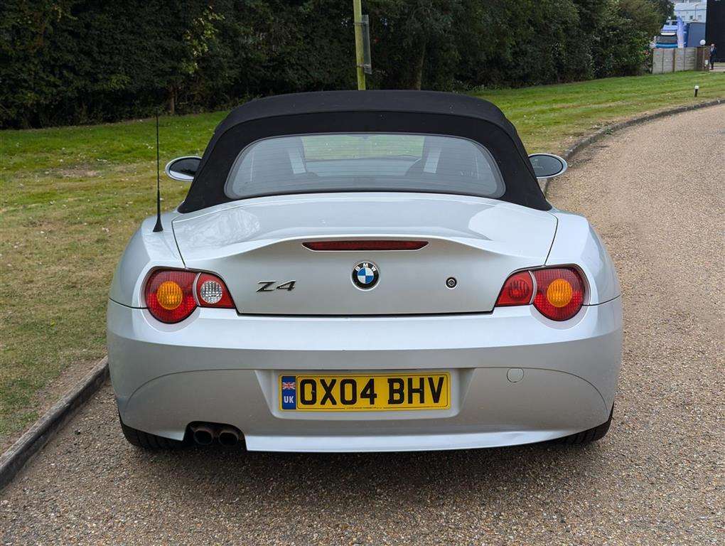 <p>2004 BMW Z4 2.2I SE</p>