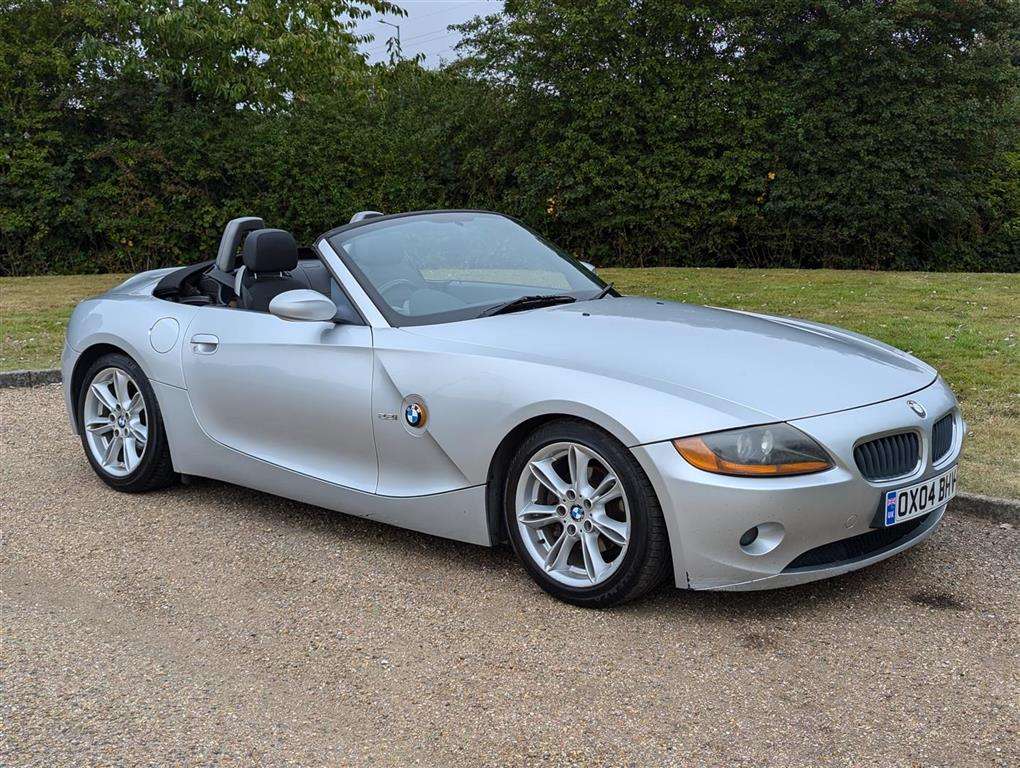 <p>2004 BMW Z4 2.2I SE</p>