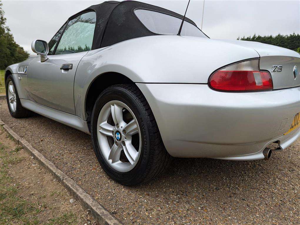 <p>2002 BMW Z3</p>