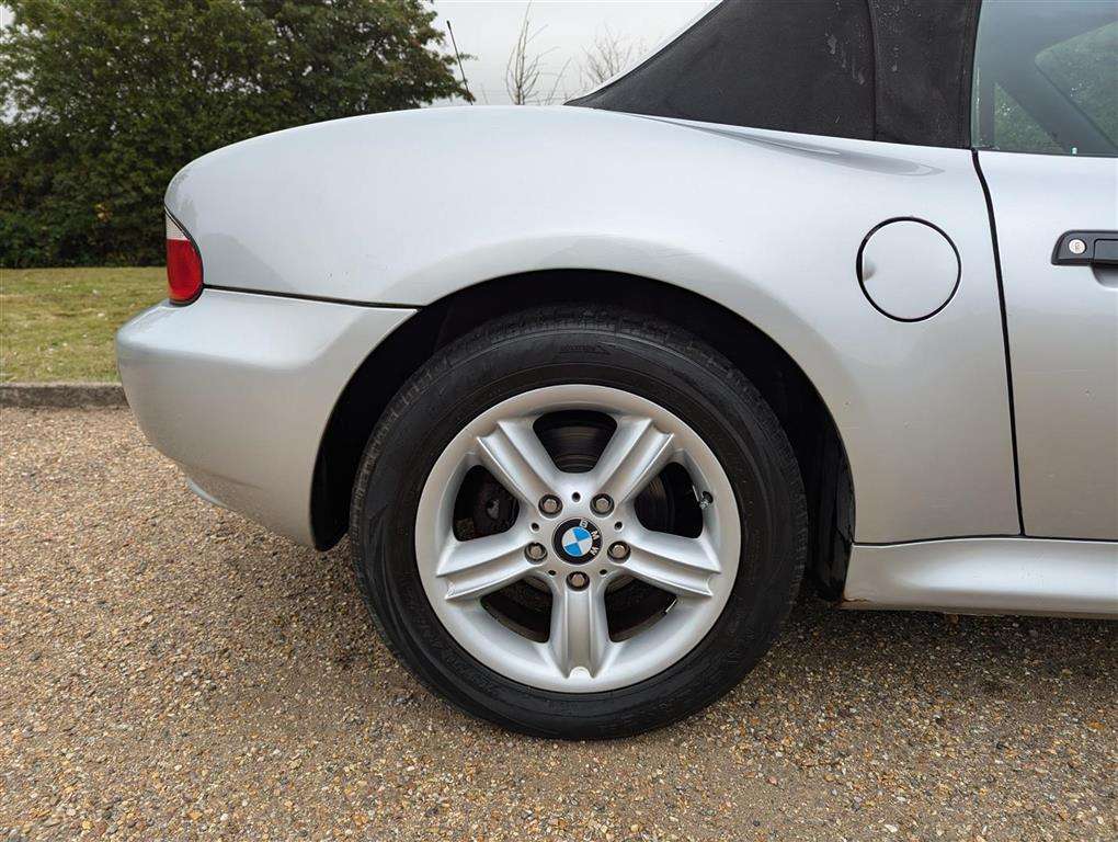 <p>2002 BMW Z3</p>