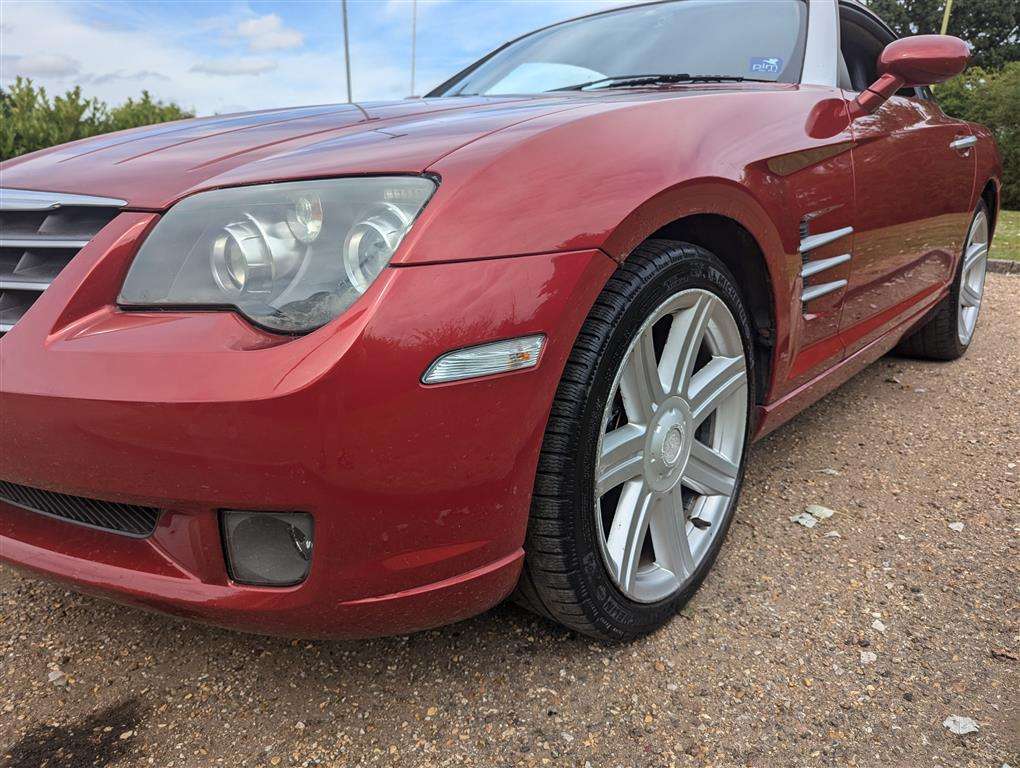 <p>2006 CHRYSLER CROSSFIRE</p>