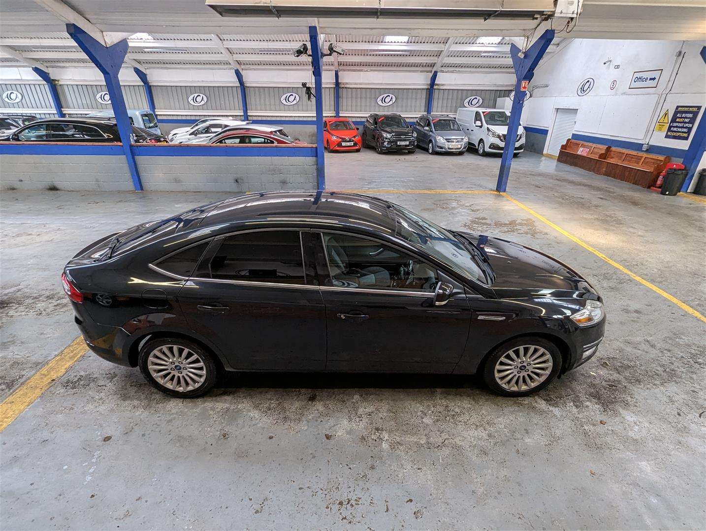 <p>2012 FORD MONDEO ZETEC BUSINESS EDN</p>