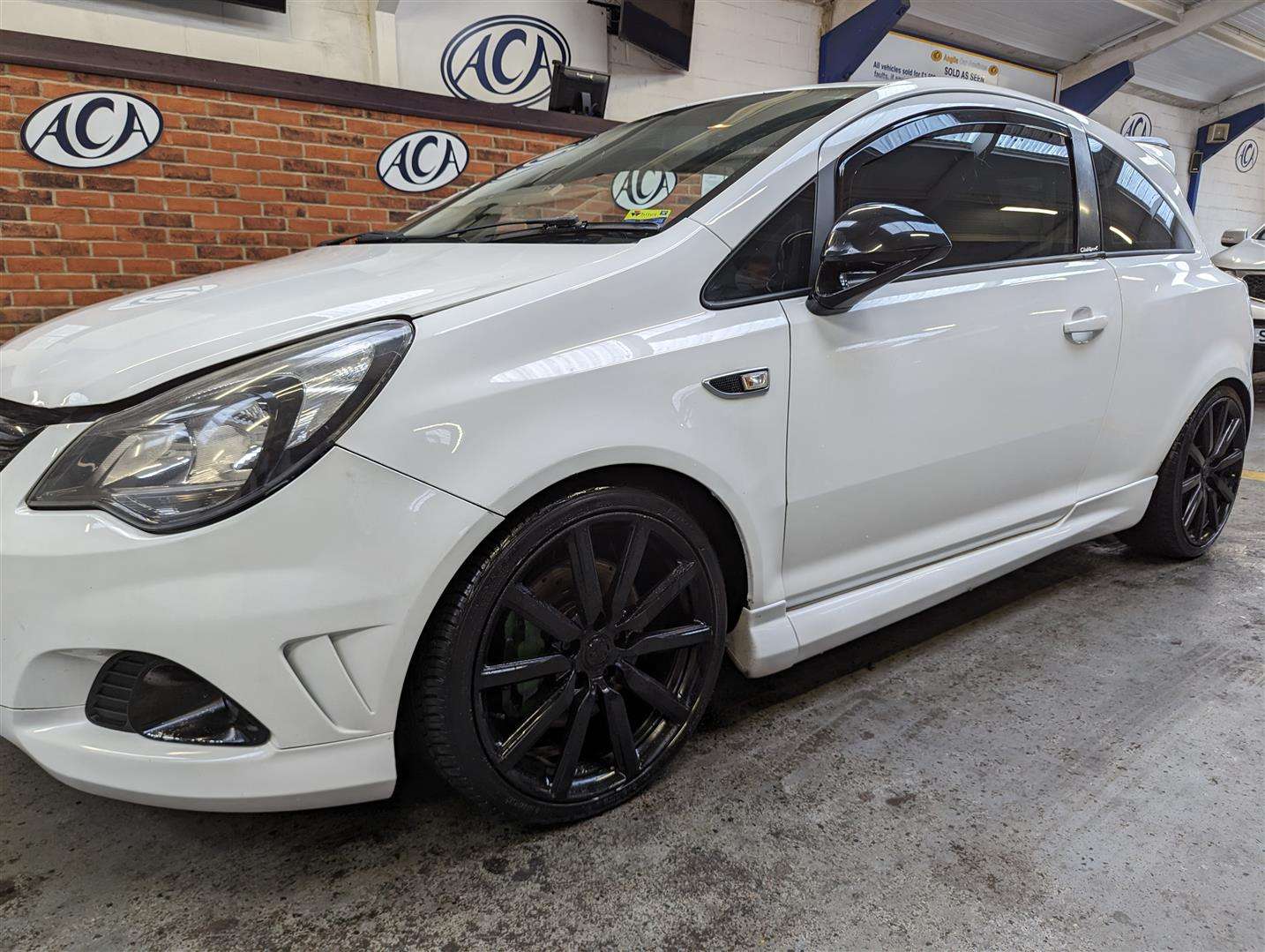 <p>2014 VAUXHALL CORSA VXR CLUB SPORT</p>