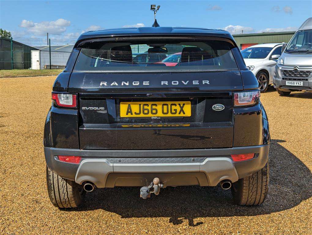 <p>2017 LAND ROVER RANGE ROVER EVOQUE SE TEC</p>