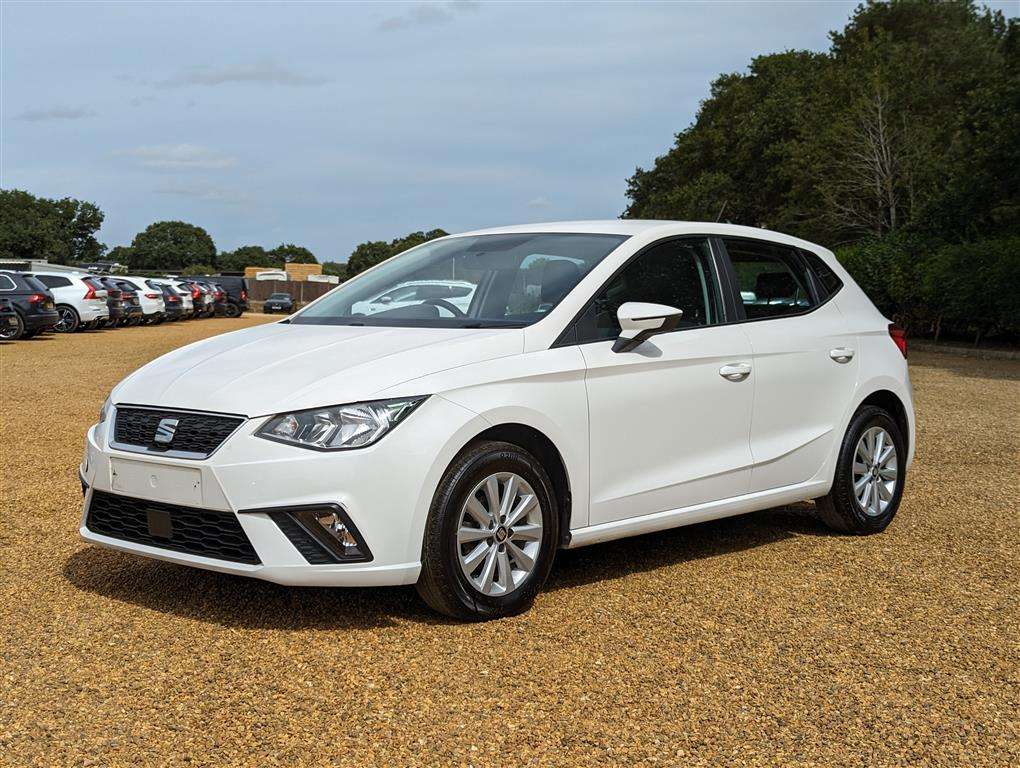 <p>2017 SEAT IBIZA SE TSI</p>