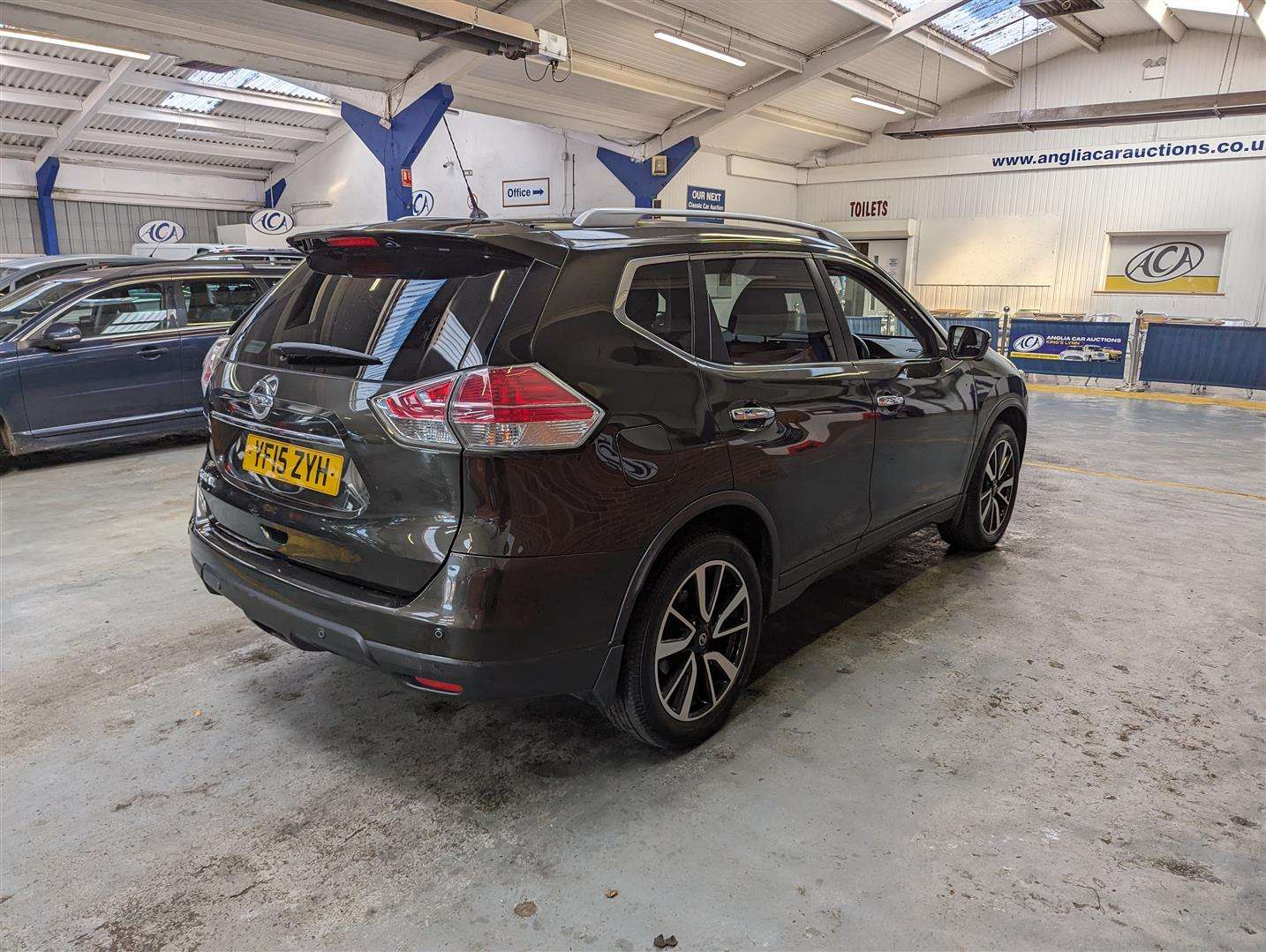 <p>2015 NISSAN X-TRAIL N-TEC DCI CVT</p>