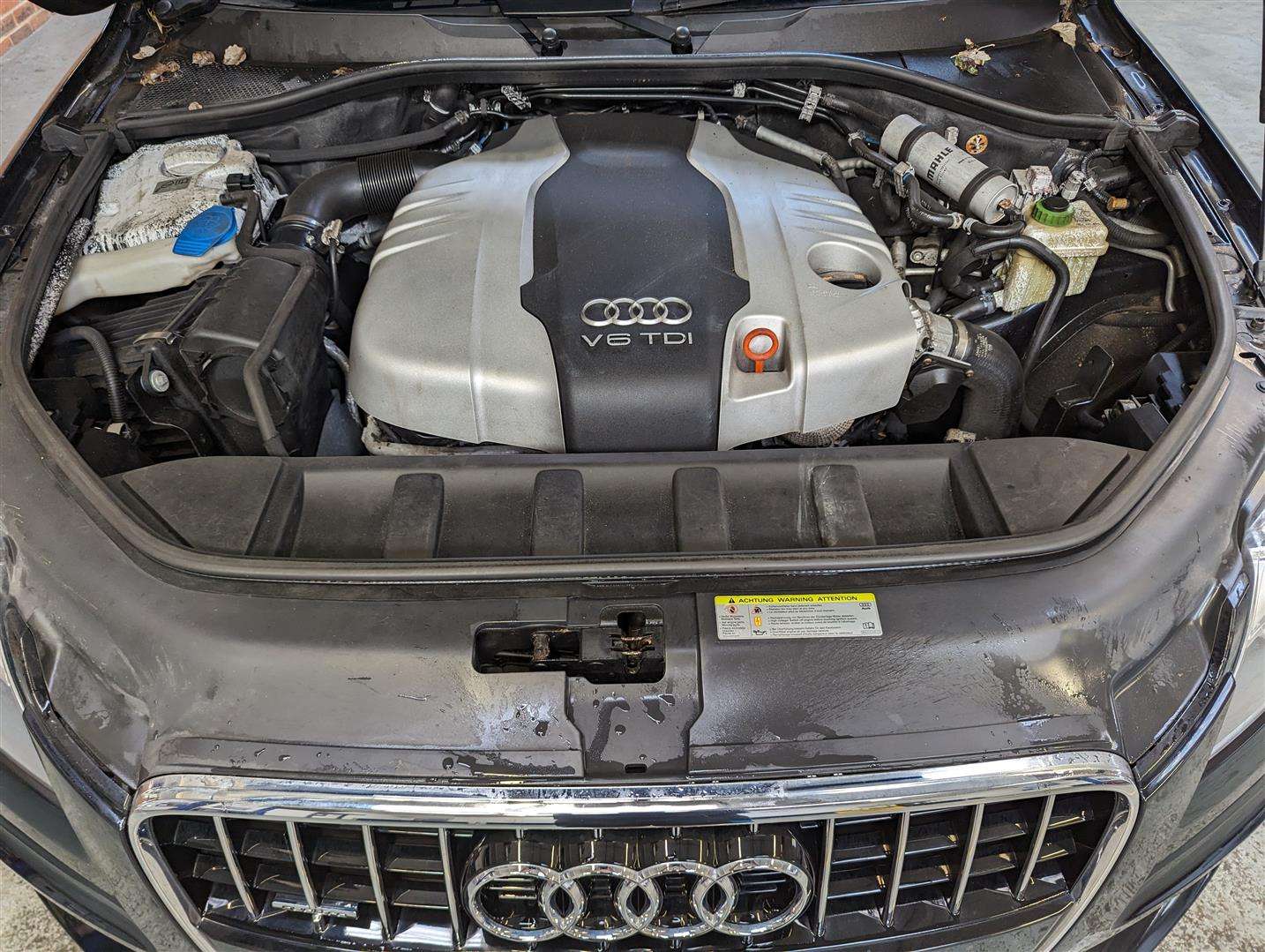 <p>2013 AUDI Q7 S LINE + TDI QUATTRO AUTO</p>